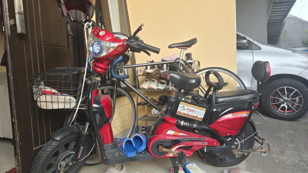 Selis Sepeda Listrik merk indobike