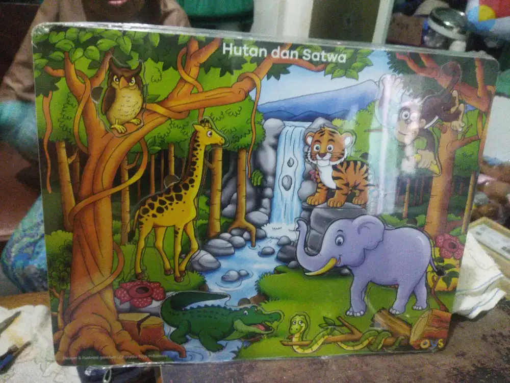 Mainan puzzle animals