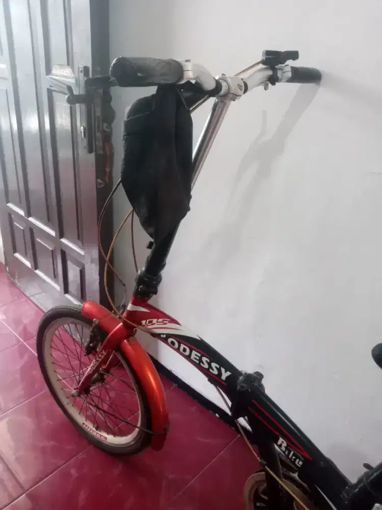 Sepeda Lipat merek EDESSY