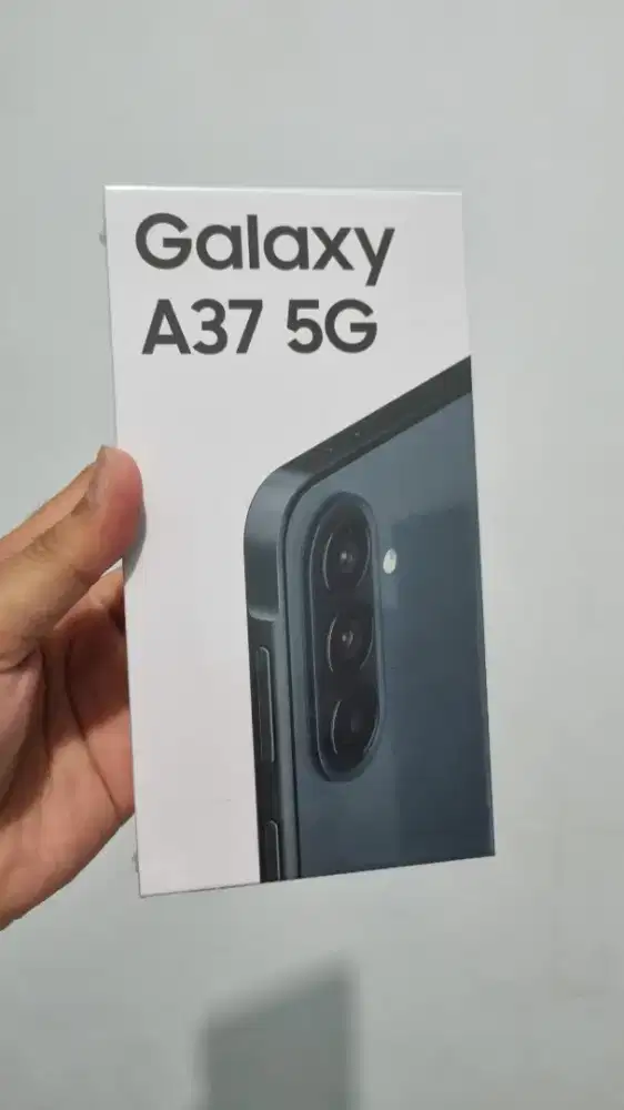 Samsung a37 5g 8/256 segel