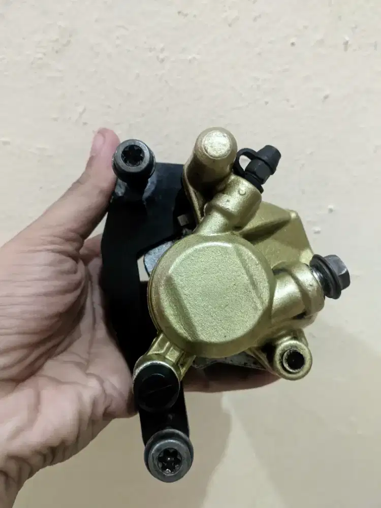 Kaliper Rem Cakram Honda Vario 125