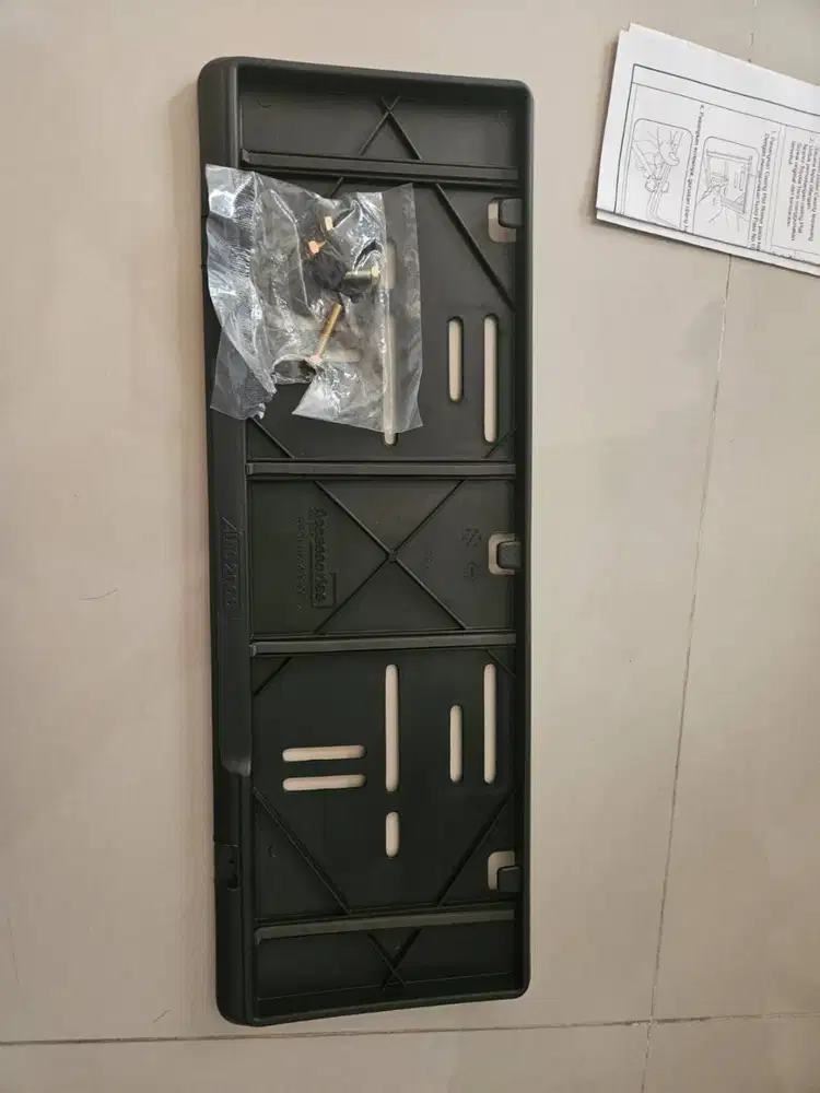Rumah Plat Mobil