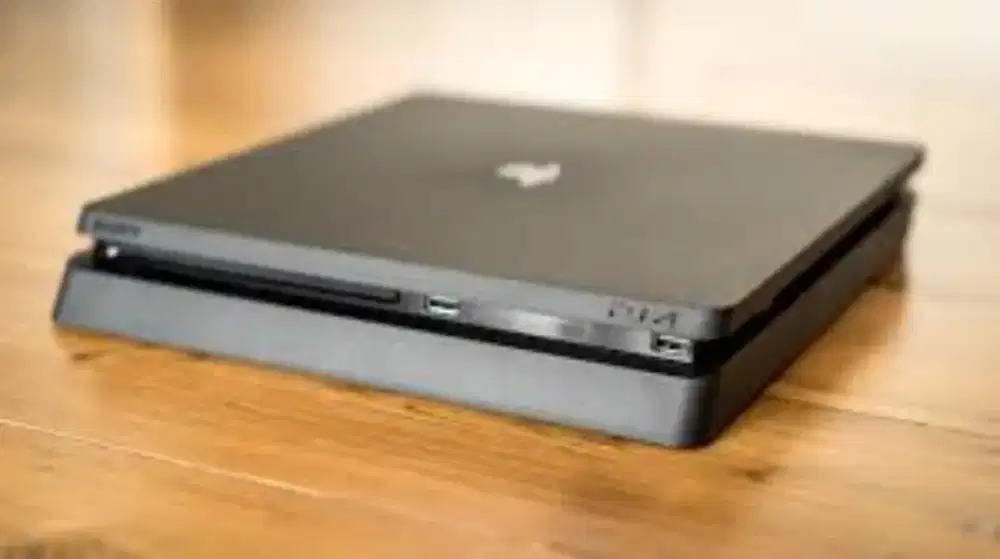 Dijual Playstation 4 Slim / PS4 Slim region Asia 500GB