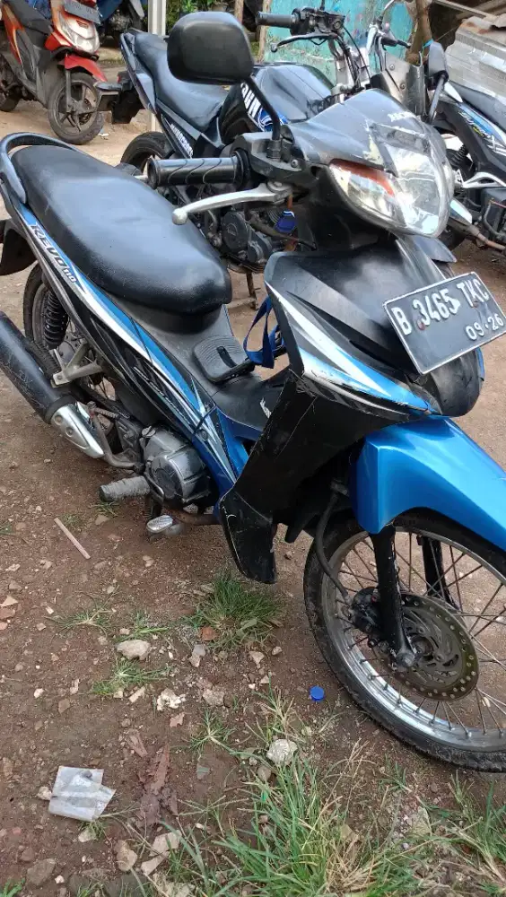 Revo 2011 pajak hidup