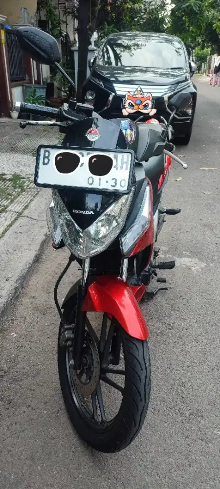 CS1 merah antik