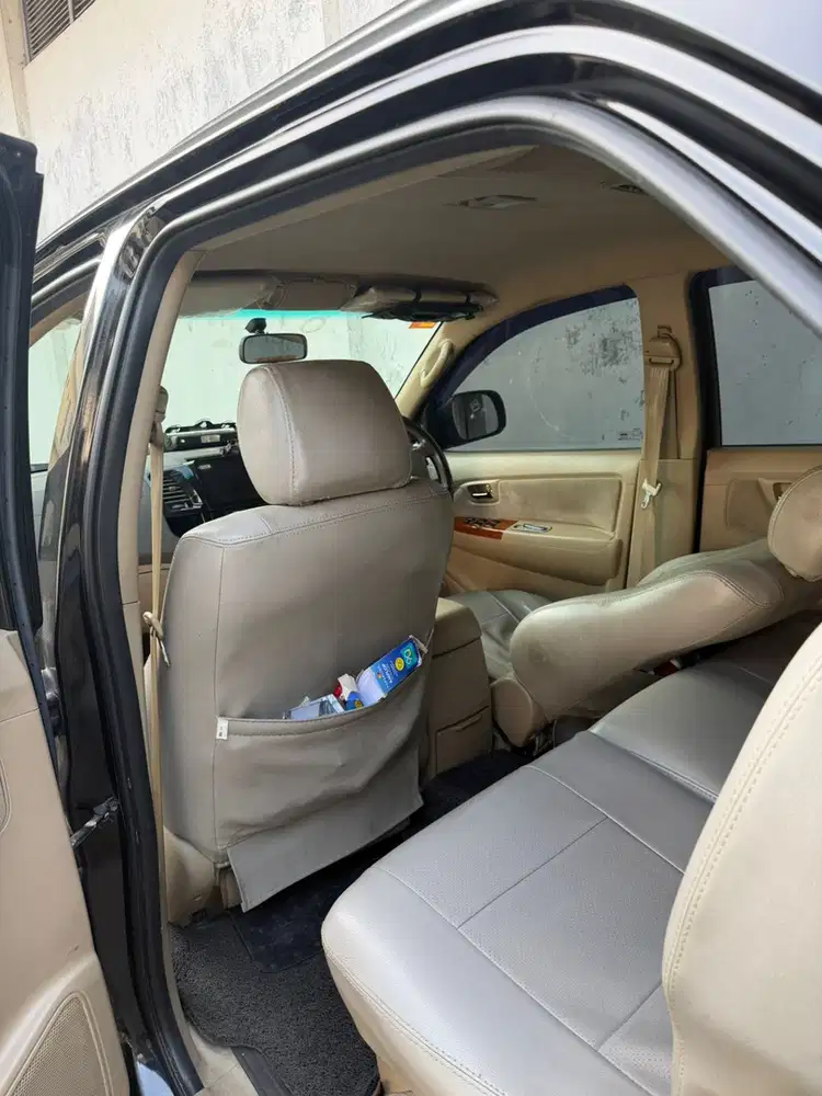 Toyota Fortuner 2011 Diesel