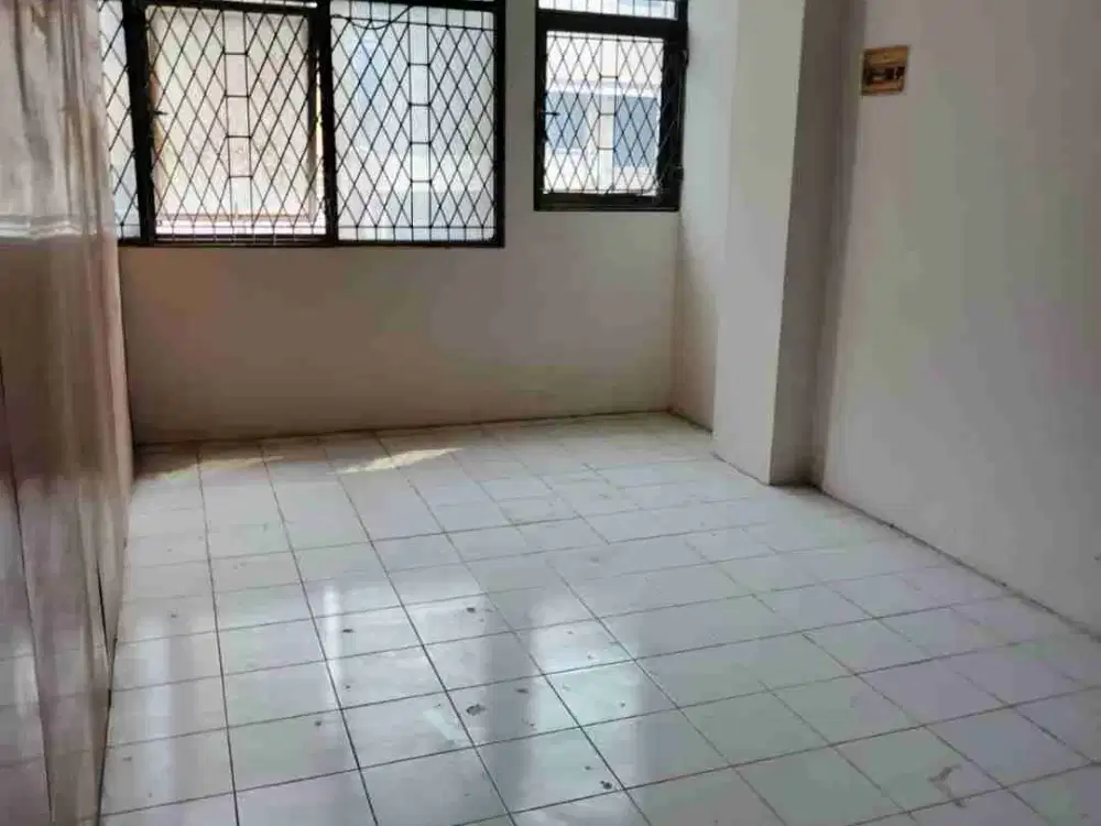 Disewakan ruko bagus pasar pagi termurah