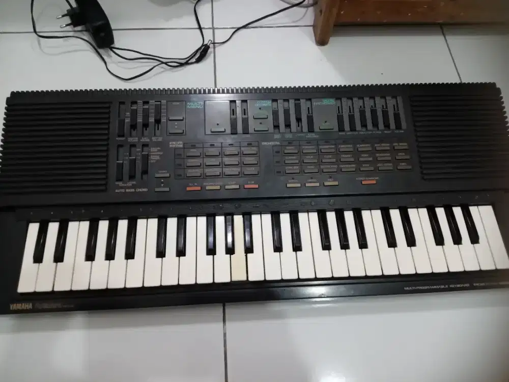 Yamaha portasound Pss 560 made in japan