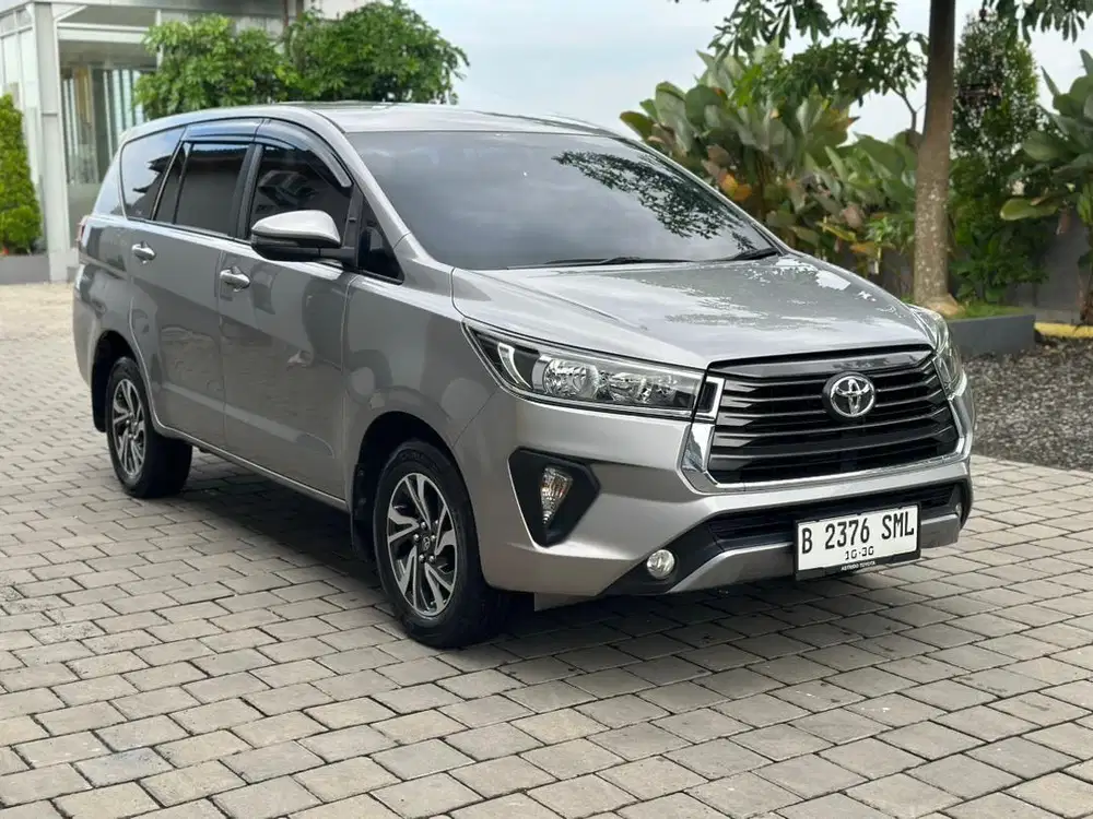 Innova reborn matic diesel LOW KM solo