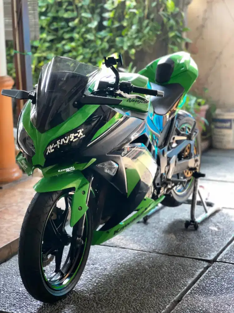 NINJA FI 250 SPESIAL EDITION