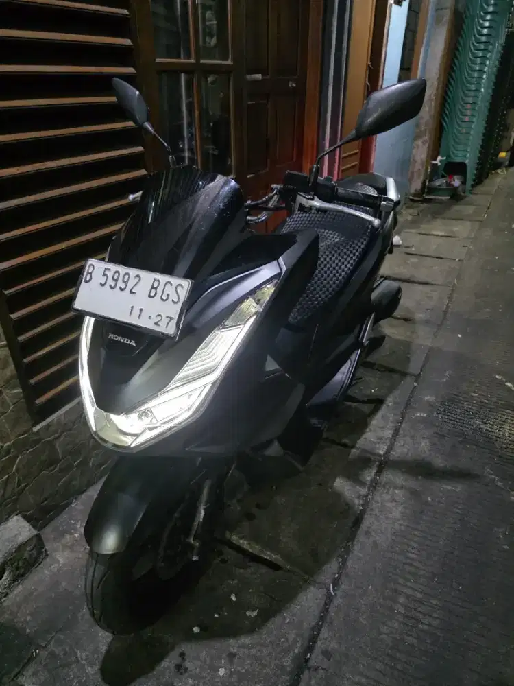 Honda PCX 160 Tahun 2022