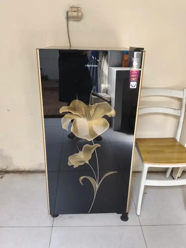 Kulkas 1 pintu polytron