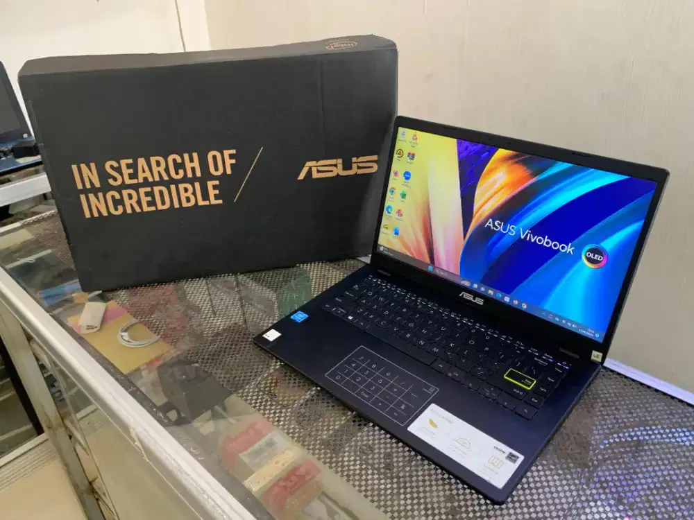 ASUS VIVOBOOK E410M RAM 4GB SSD 512GB LIKENEW