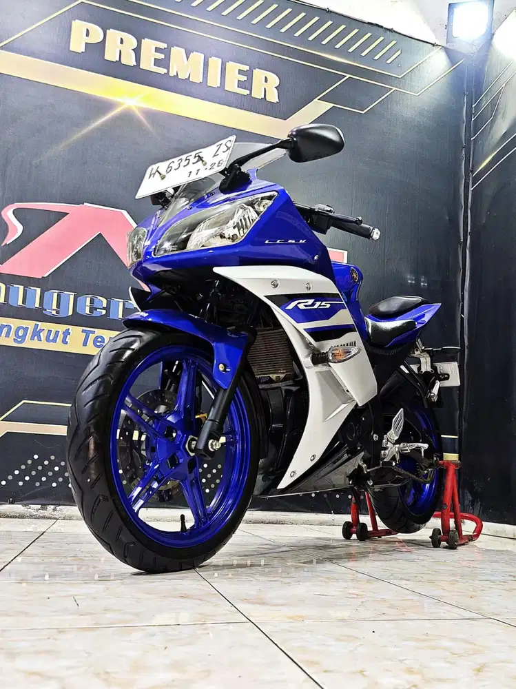 Yamaha R15 V2 series TH 2016 odo 10rbsuper cakep