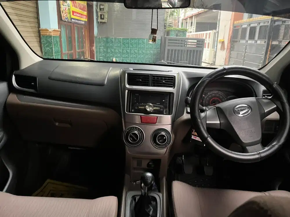 Daihatsu Xenia 2017 Bensin
