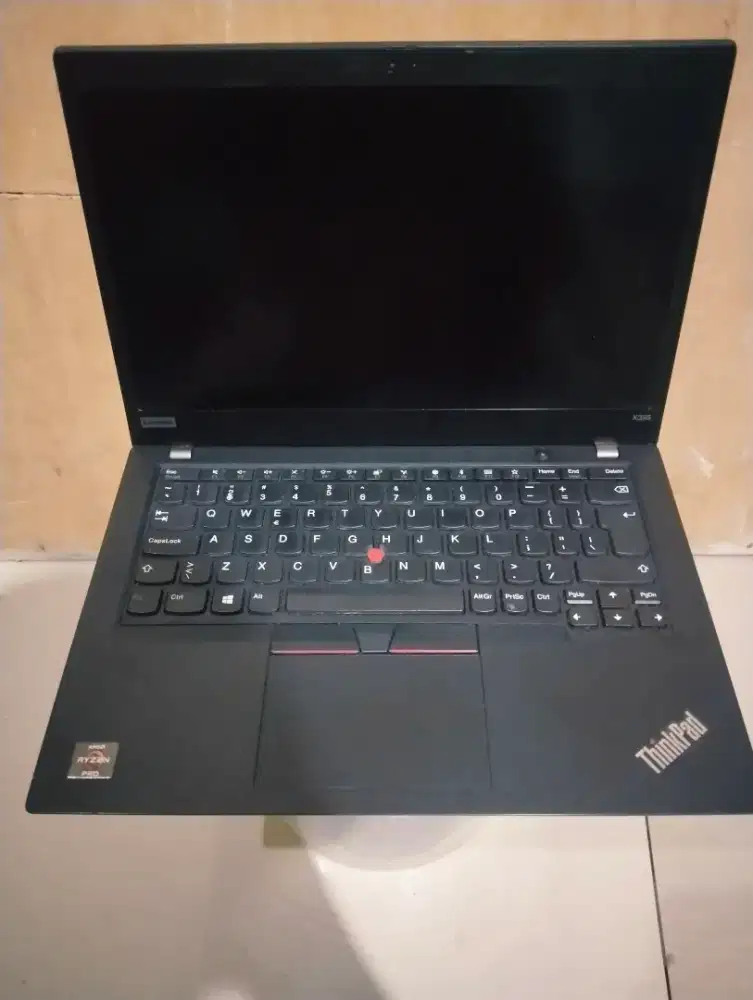 LAPTOP RYZEN X395 PRO