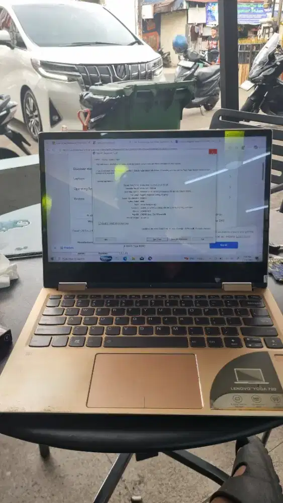 Laptop Lenovo Yoga 720