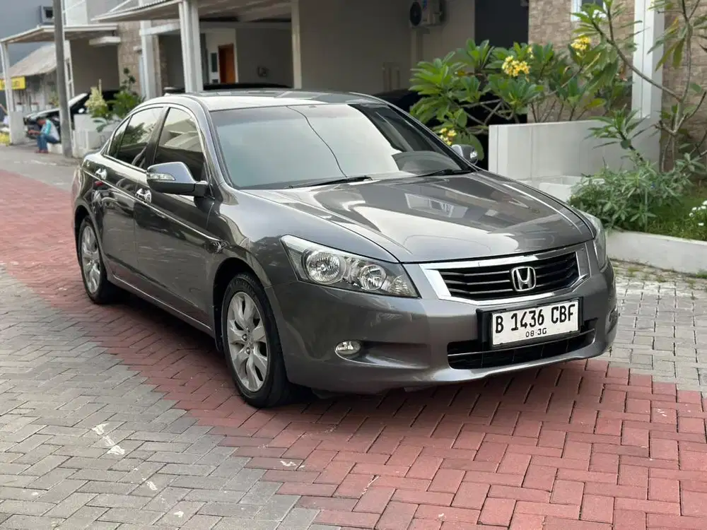 Accord VTiL istimewa solo