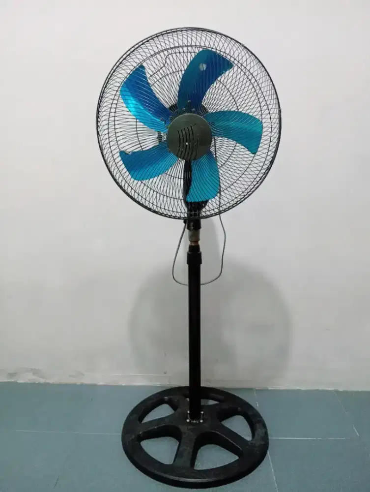 Kipas Angin 16 inchi