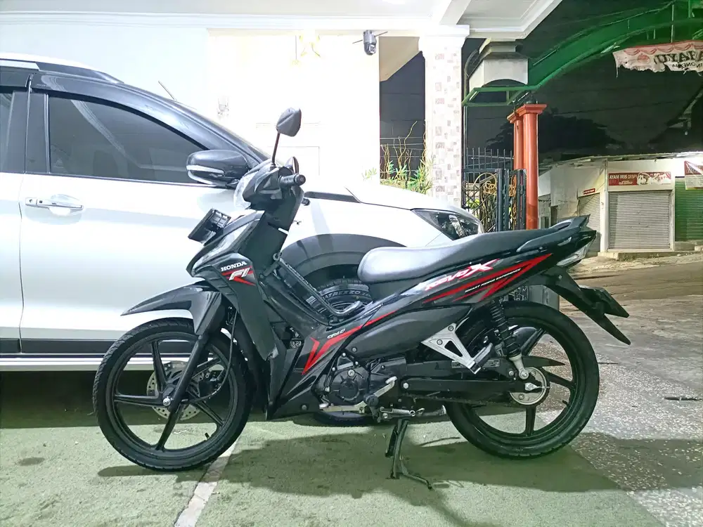 Revo X tahun 2018 pajak isi/tt boleh gan cash lebih bagus