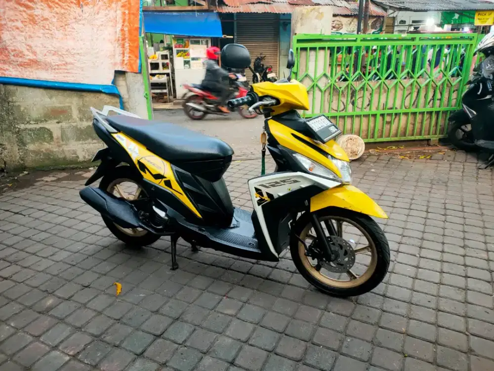 Yamaha Mio M3 125cc Pajak Hidup Tahun 2015