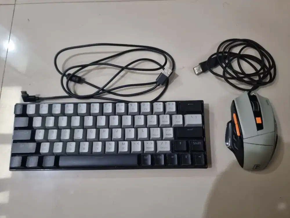 Keyboard Mechanical Gamen Titan III RGB + Mouse Gaming