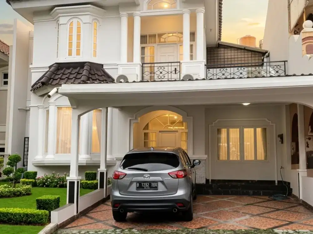 Dijual rumah nyaman dan luas di kawasan premium Legenda Wisata Cibubur