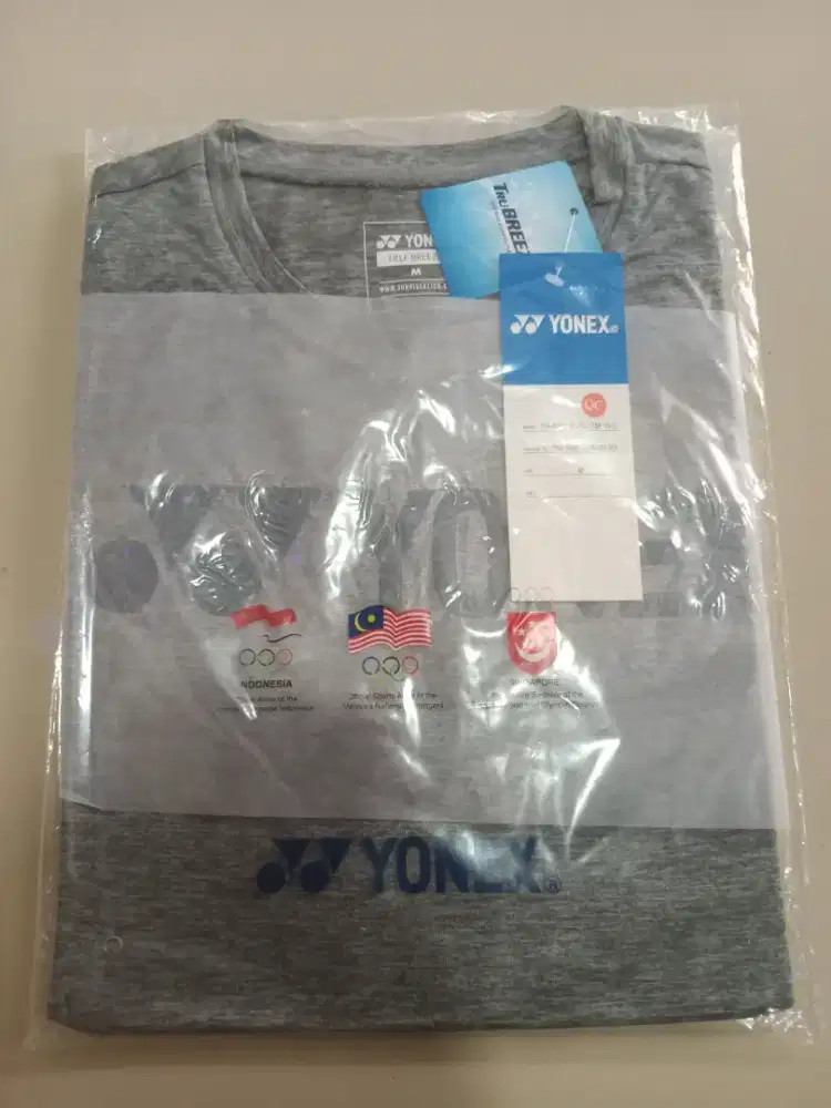 Kaos Yonex Original size M kondisi masih baru