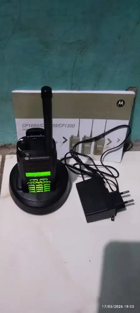 HT Motorola CP1660