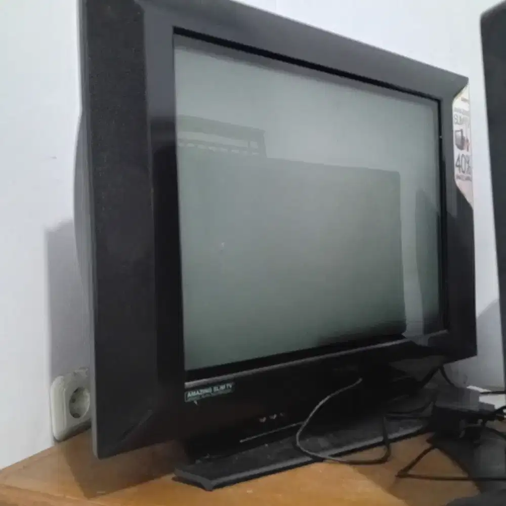 tv tabung sanyo slim ukuran sedang