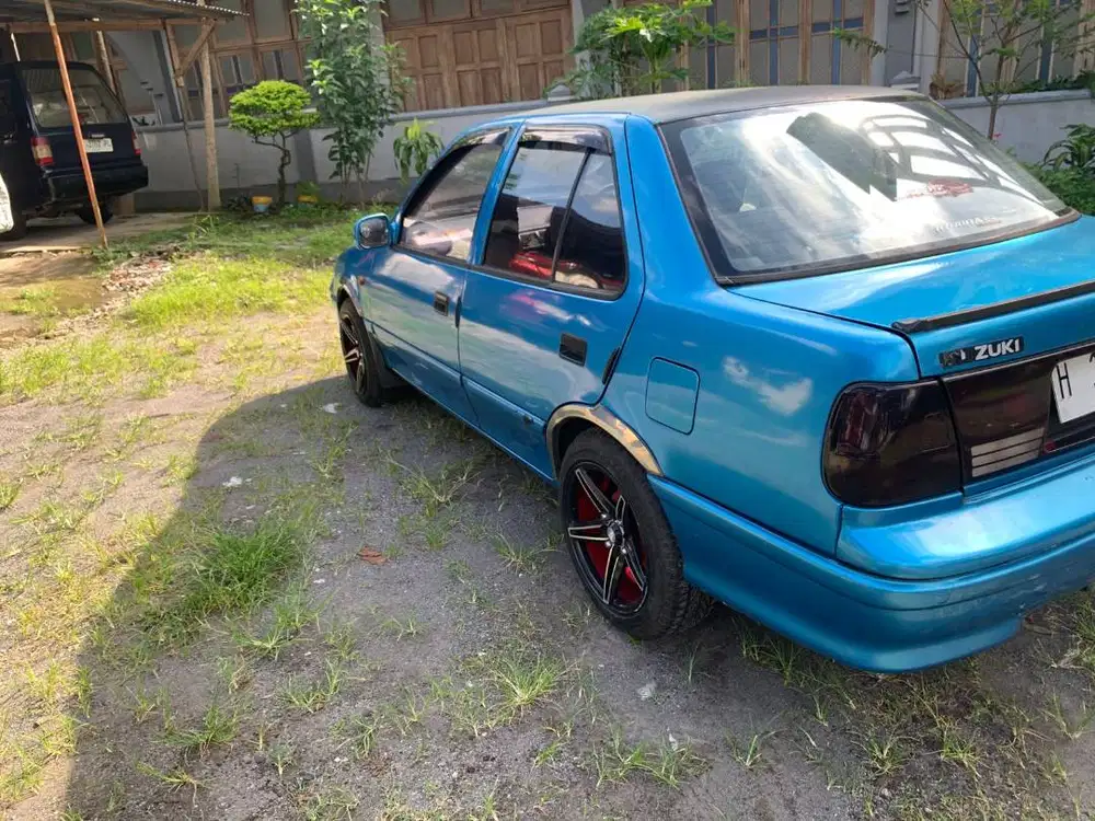 Suzuki Esteem 1995 1.3 l manual