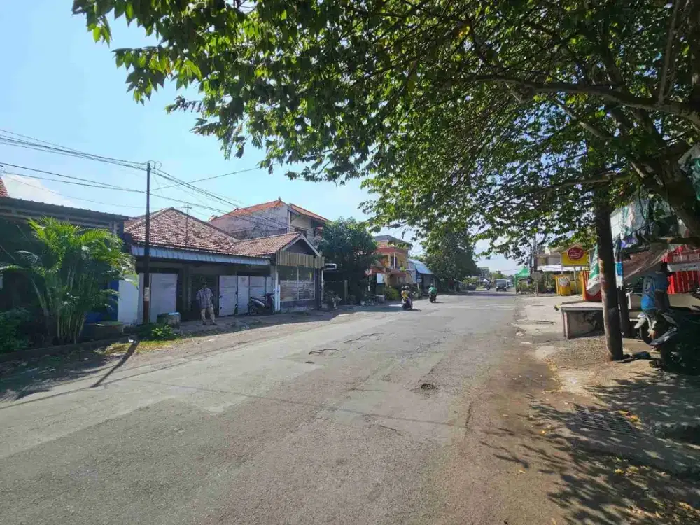 disewakan area komersial raya  Rungkut