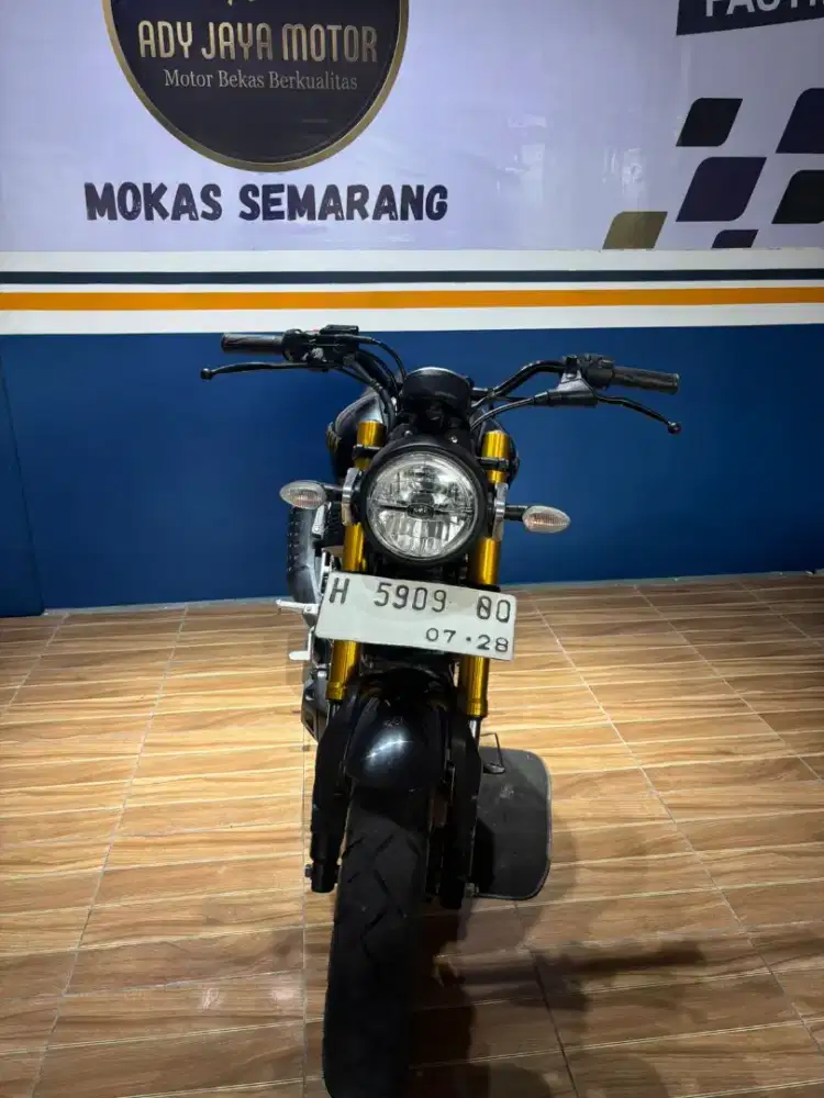 Yamaha XSR 2023