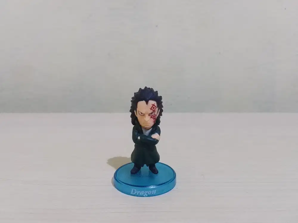 figure gashapon monkey D dragon