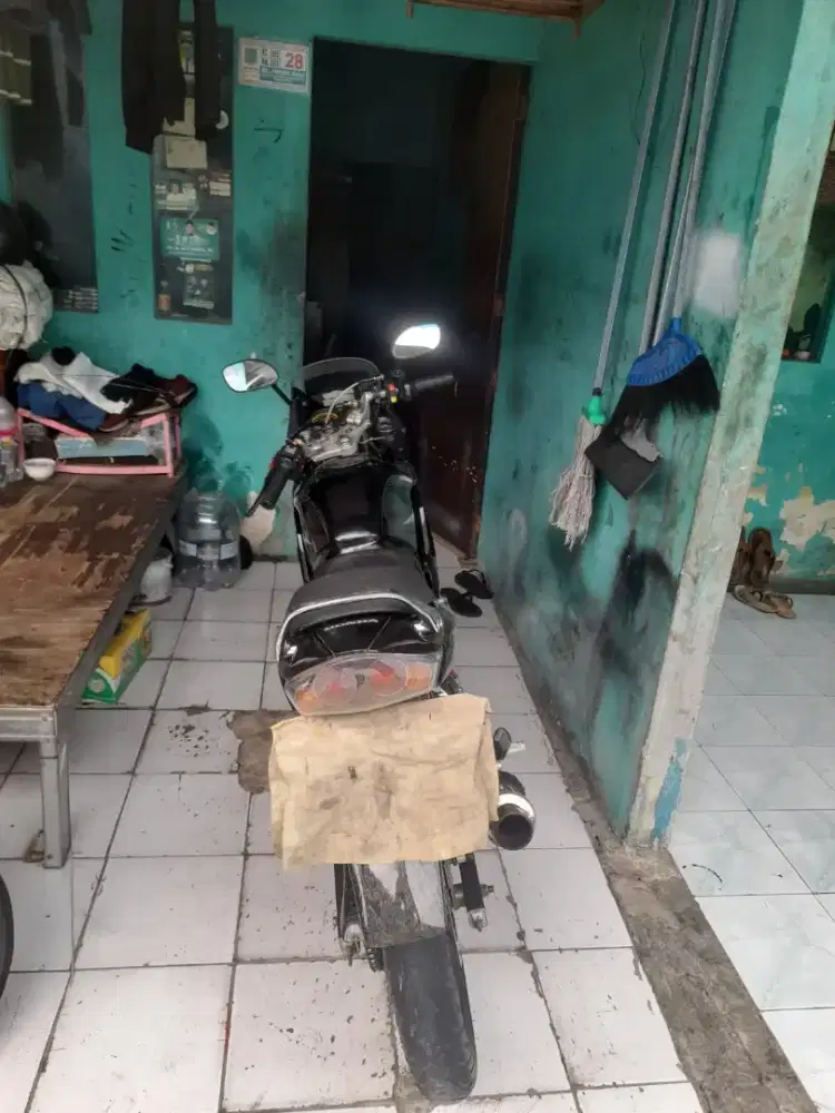 Cbr Thailand 150 Hitam