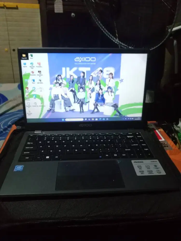 laptop AXIOO HYPE 10 Edisi JKT48