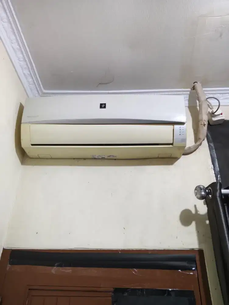AC Sharp 1 PK AH-AP9NSY Kondisi Bagus