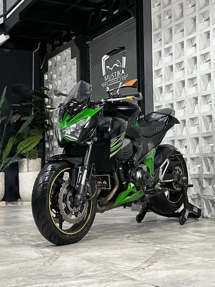 Moge Kawasaki Z800 2014