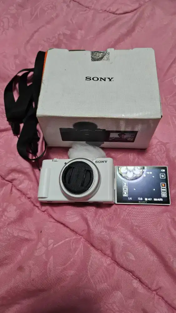 KAMERA SAKU SONY ZV-1F PUTIH