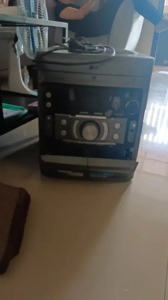 Jual tipe DVD radio LG mesin hidup rusak apa tau