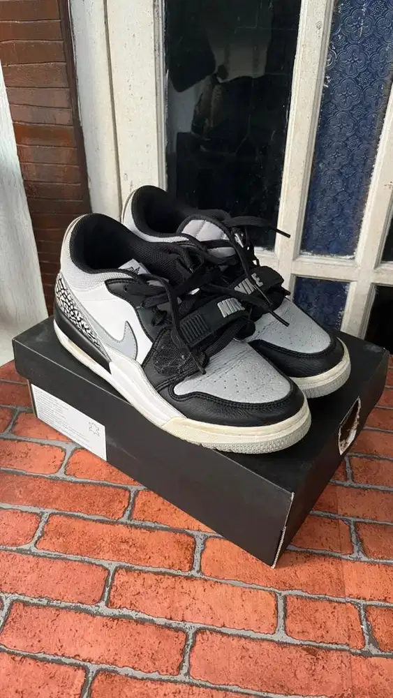 AIR JORDAN LEGACY 312 LOW