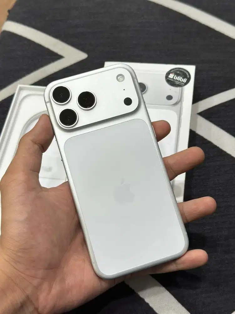 iPhone 17 Promax 256Gb iBox