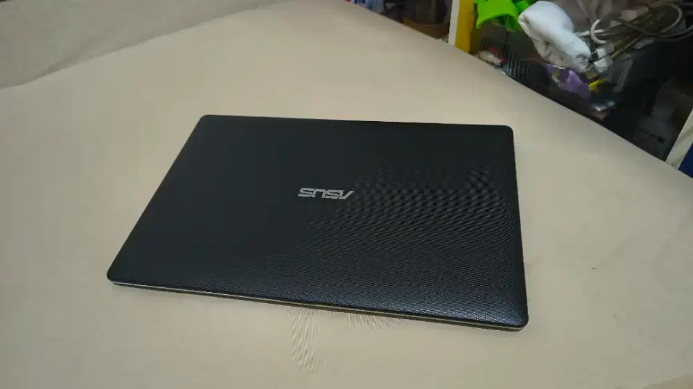 Asus X20E 11 Inchi Black