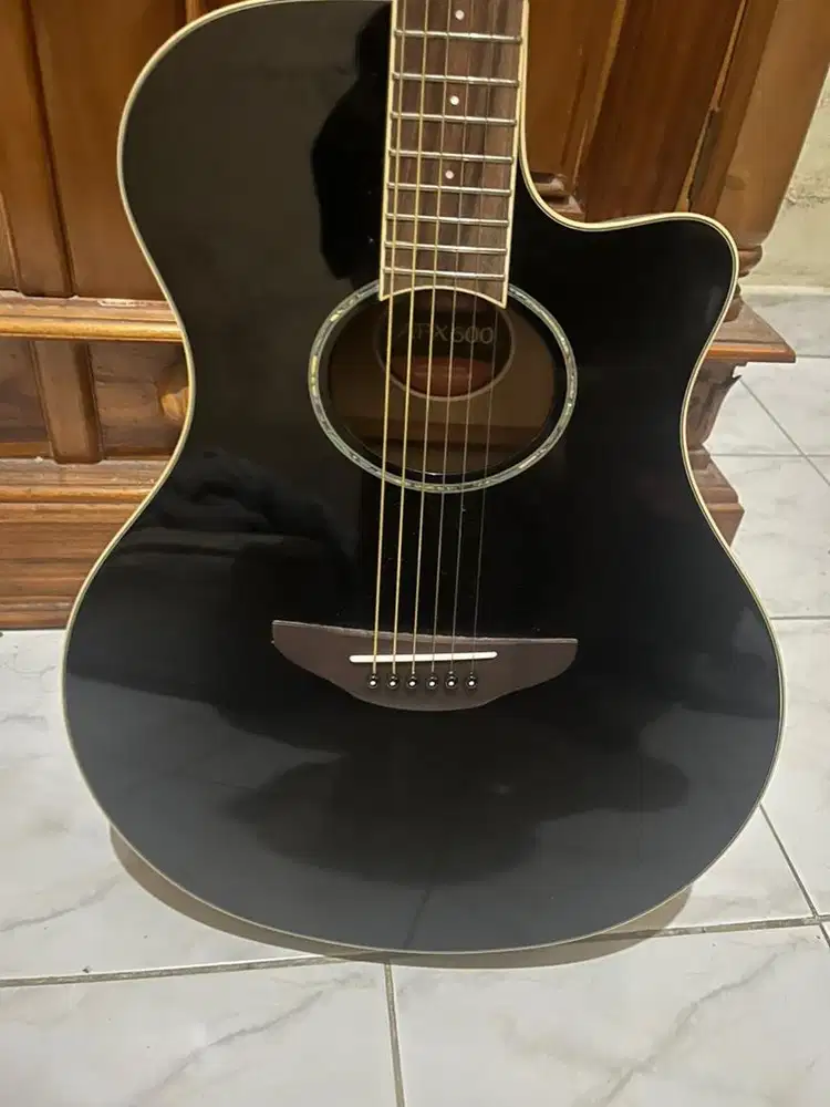 Jual Gitar APX 600