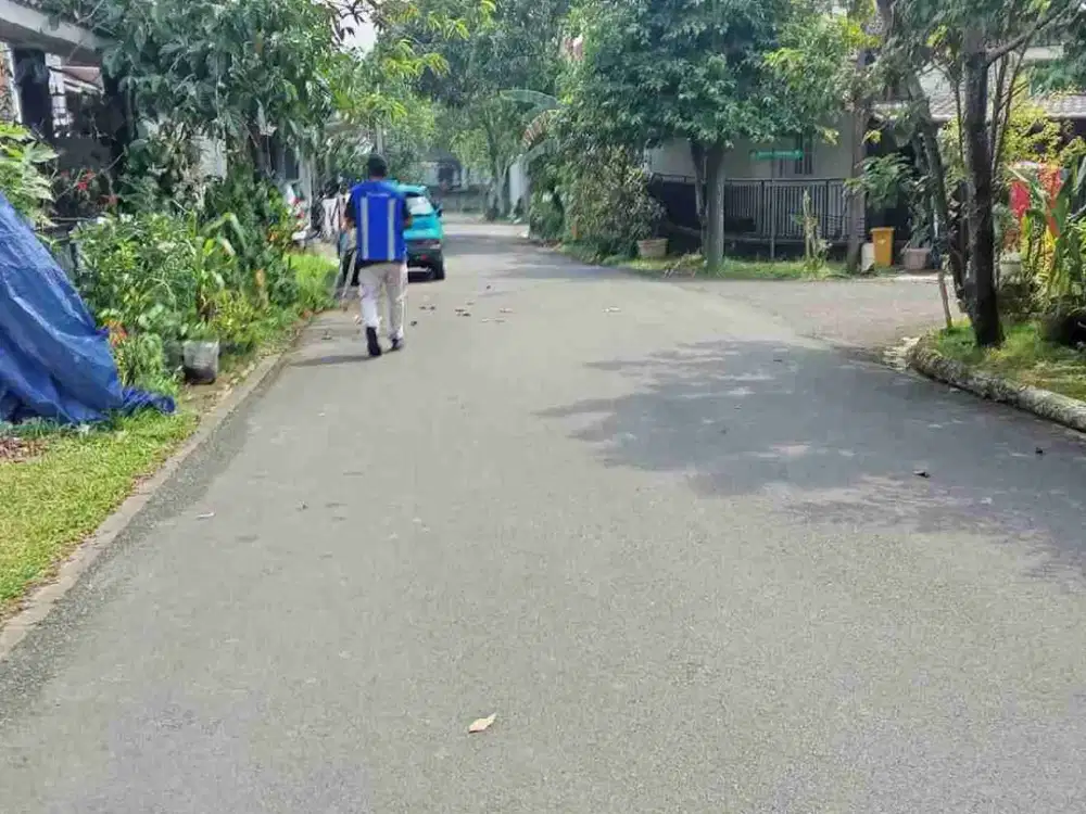 Rumah HOOK Sentul city 144 meter .HOT Deal