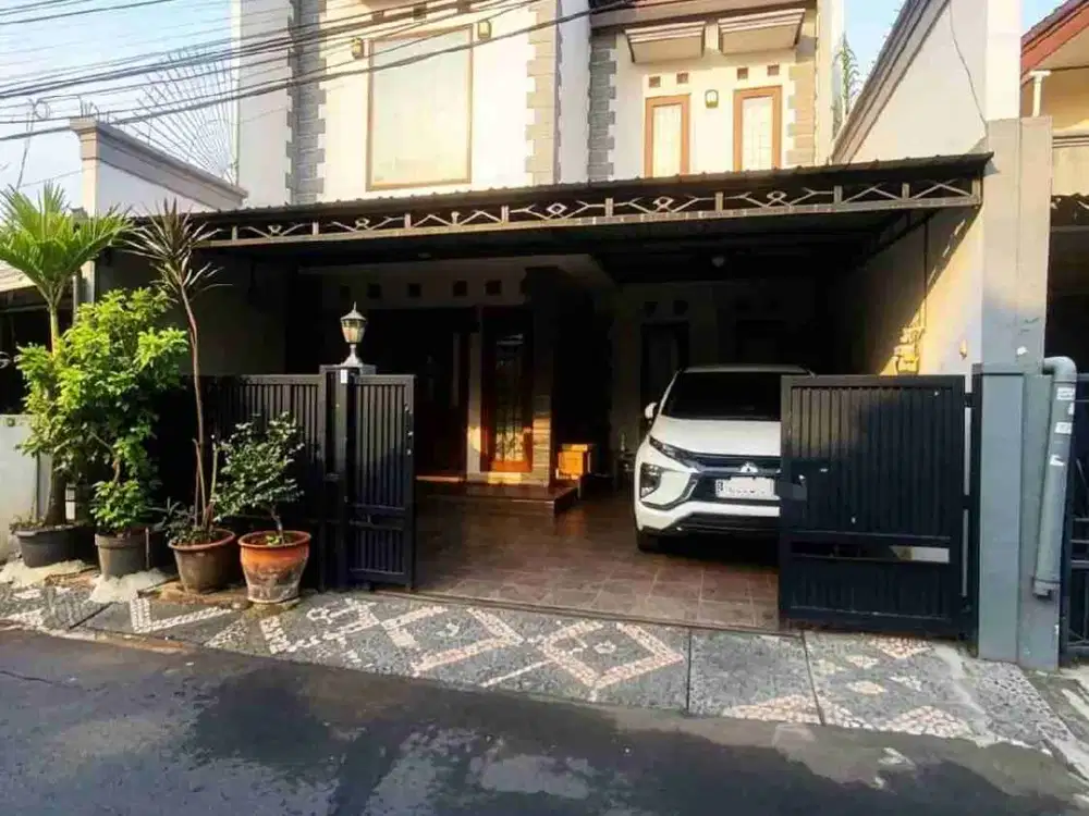 Rumah 2 lantai siap huni di pondok kelapa Jakarta Timur