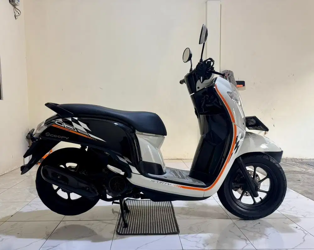 Honda Scoopy 110 CBS ISS MULUSSS Pajak Panjang
