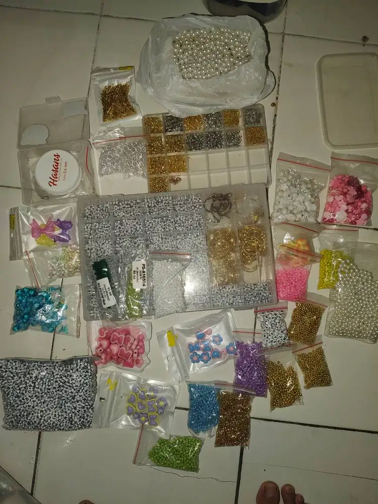 MANIK MANIK SET KERAJINAN
