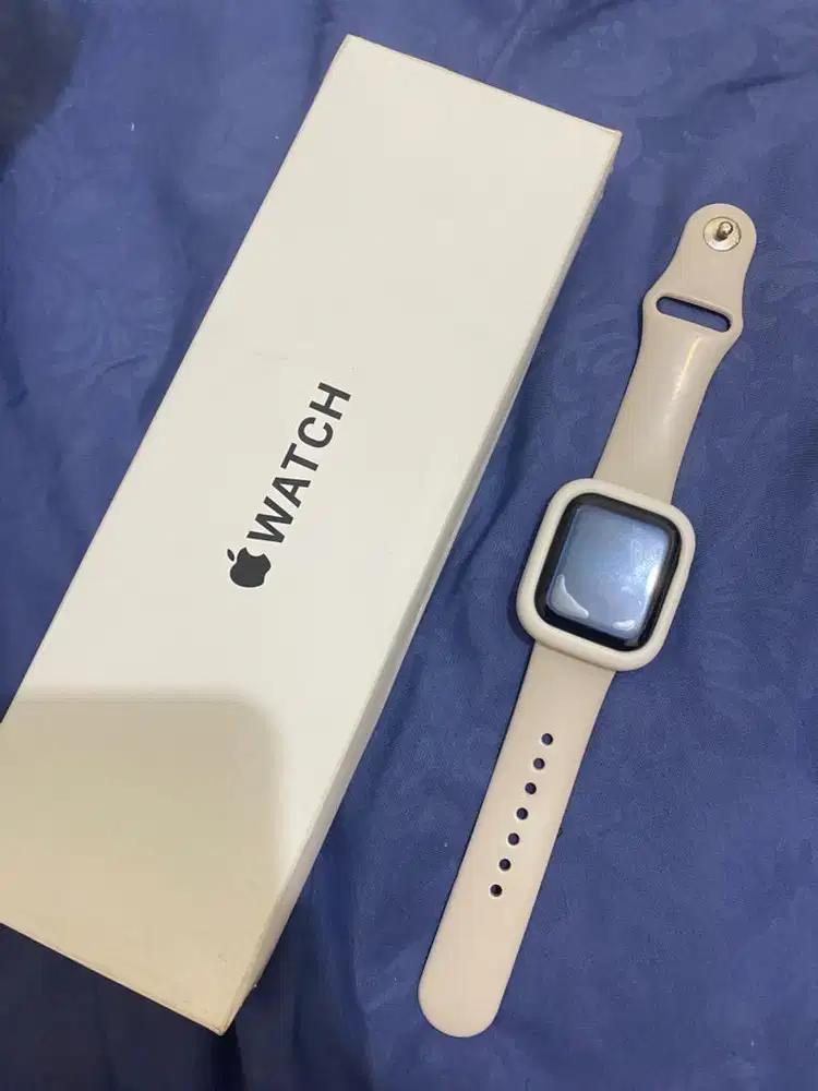 Iwatch SE 2025 feels like new
