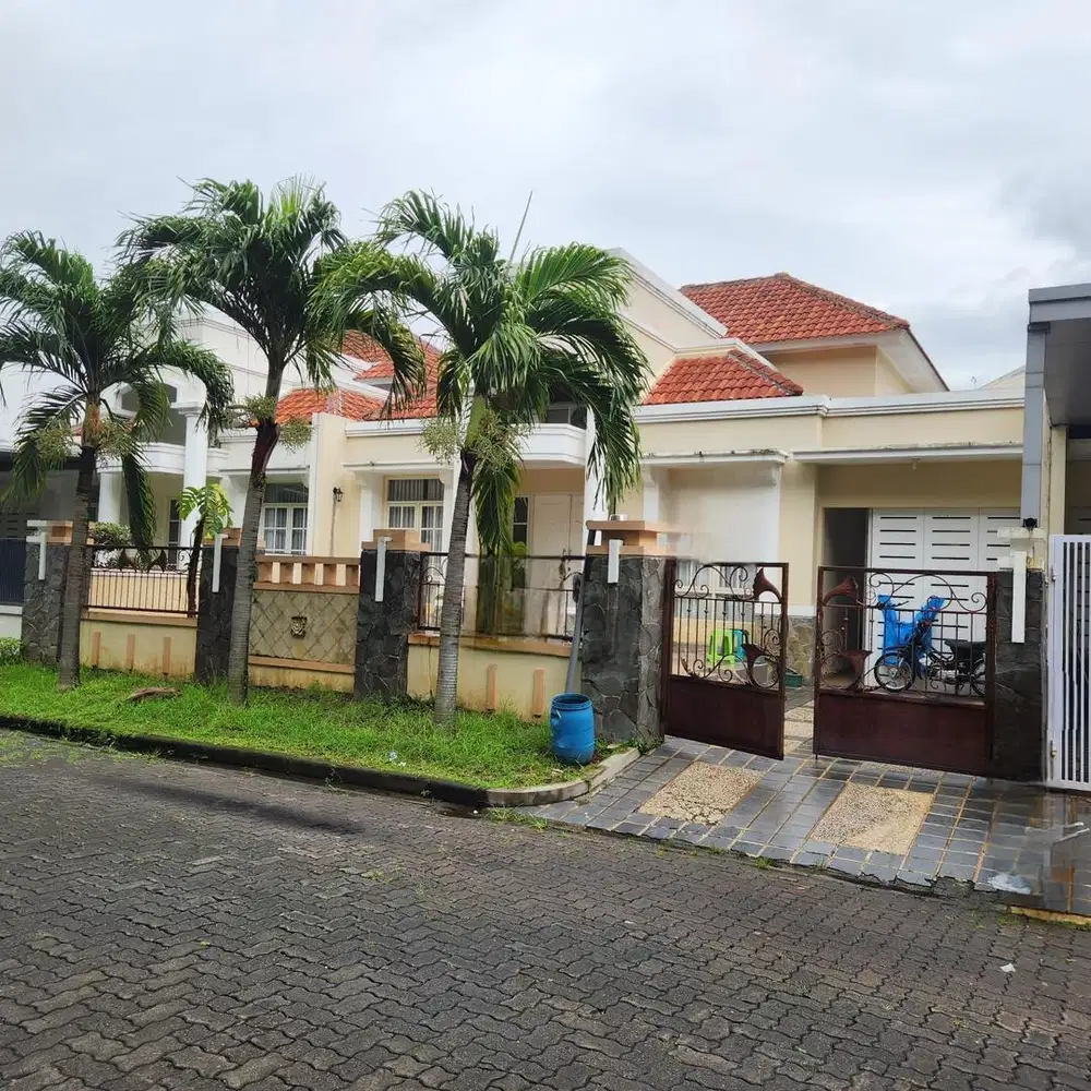 RUMAH MURAH JALAN LEBAR GRAHA PADMA BOULEVARD SEMARANG